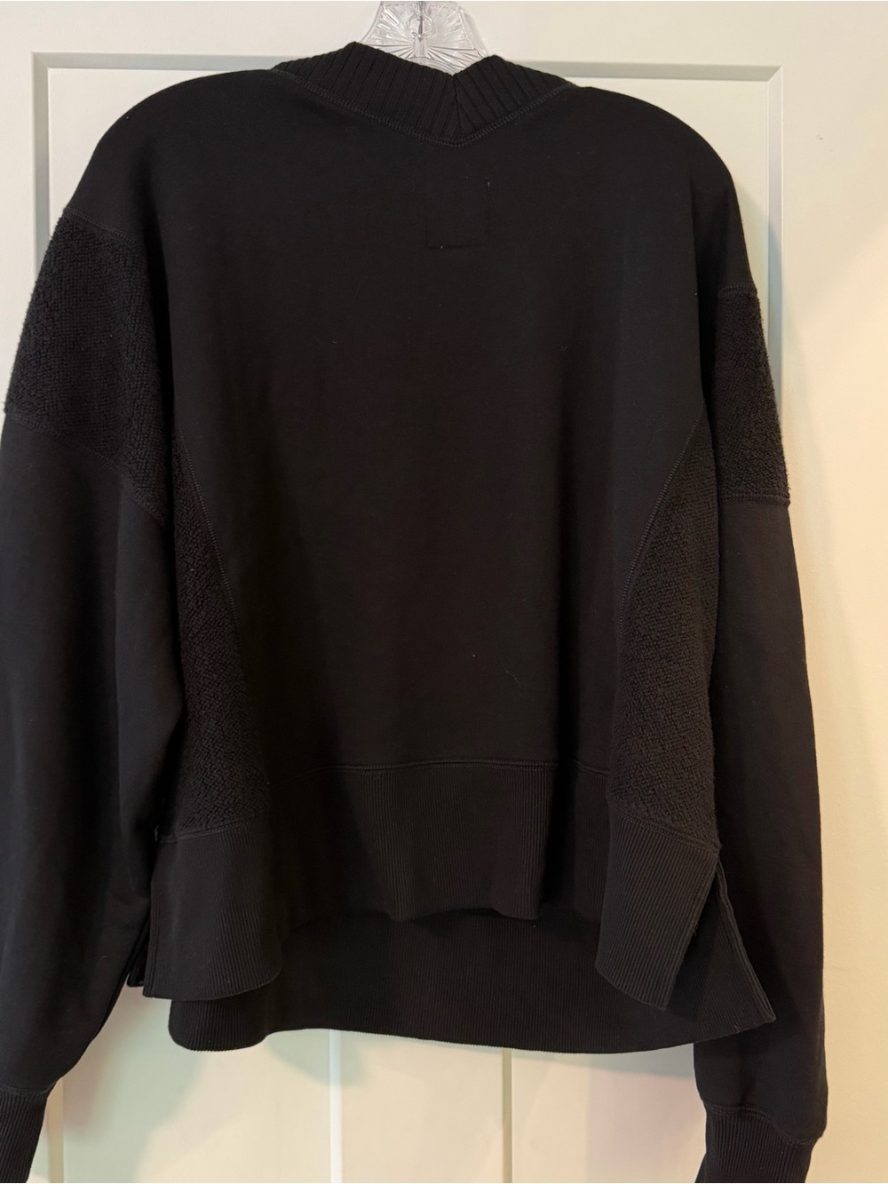 NWT aerie Black V-Neck Pullover Sweatshirt - Picture 4 of 4